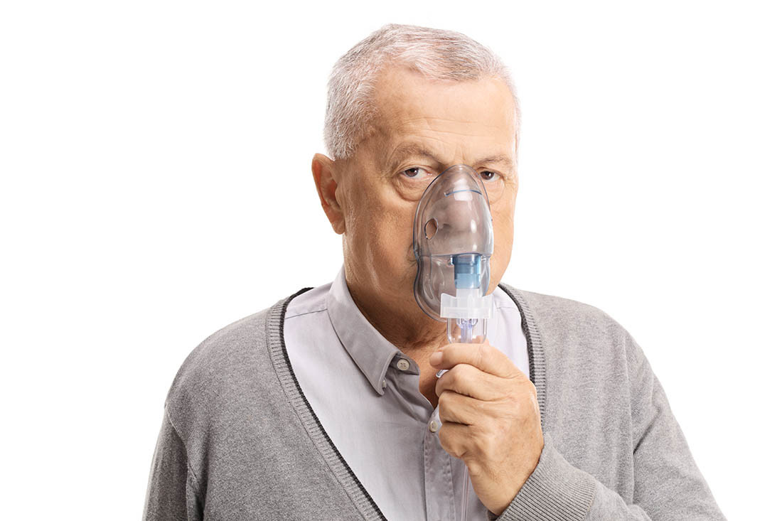 Bronchite acuta in anziano con maschera ossigeno