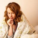 Donna ammalata con tosse che non passa, debole di polmoni