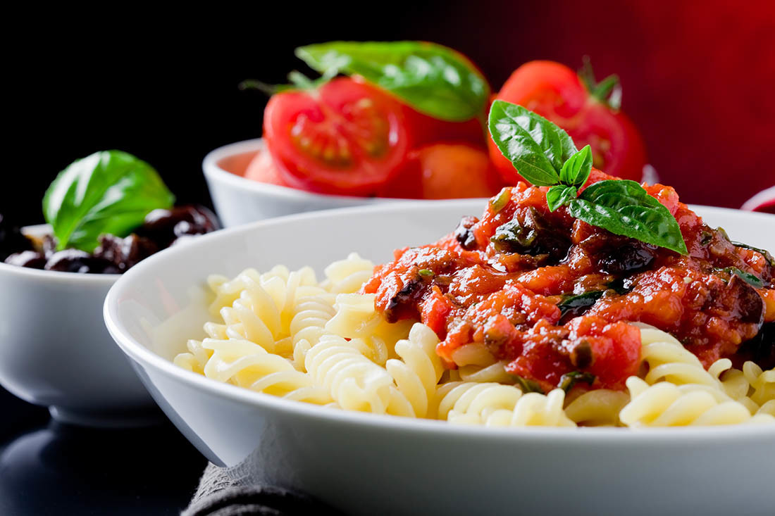 Pasta al pomodoro con olive, dieta e BPCO