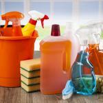 Detergenti per la casa mal usati e danni alla respirazione